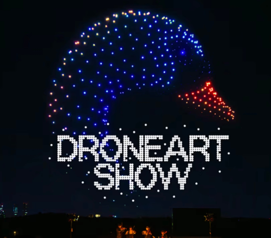 VINOVO – Musica e show di droni all’ippodromo