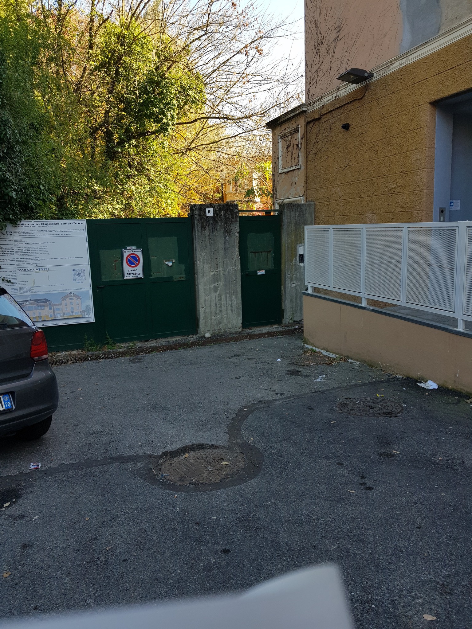 MONCALIERI – Mancano parcheggi disabili agli ambulatori del Santa Croce