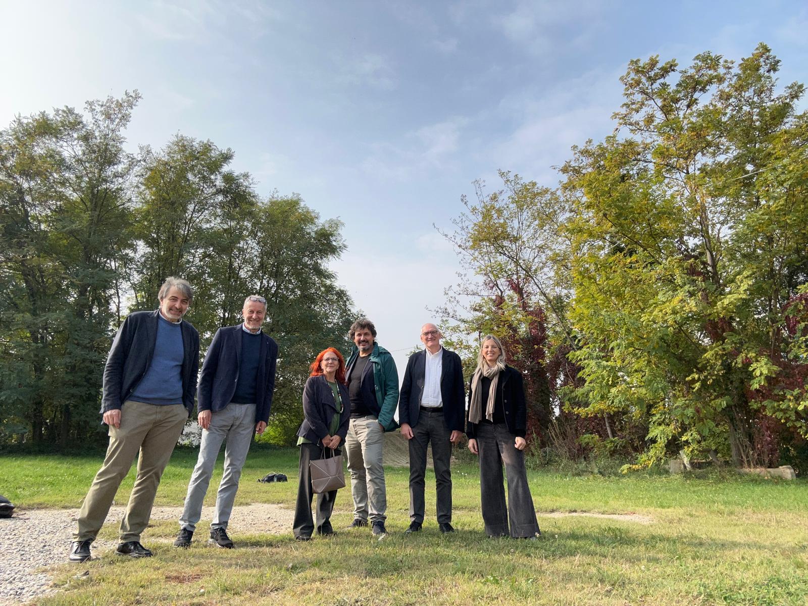 CAMBIANO – Nell’area Re-land sopralluogo per la creazione del Poli-ToCircular Design Lab del Dad CAMBIANO – Nell’area Re-land sopralluogo per la creazione del Poli-ToCircular Design Lab del Dad