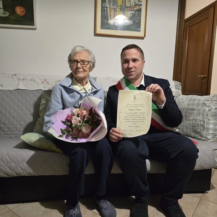 SANTENA – I 100 anni di nonna Vittorina