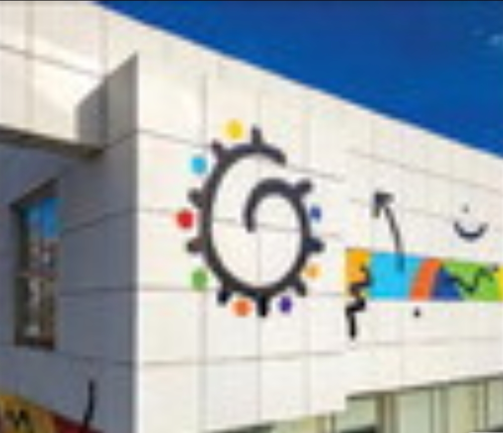 CARMAGNOLA – Maxi murales di Coco Cano CARMAGNOLA – Maxi murales di Coco Cano