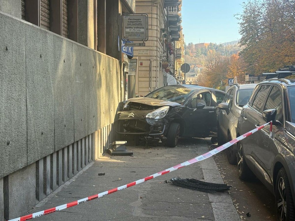 Incidente stradale mortale a Torino