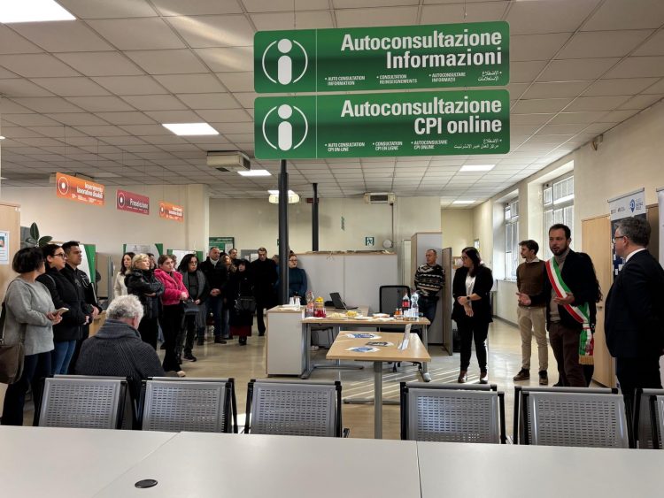 MONCALIERI – Inaugurato il sesto sportello digitale