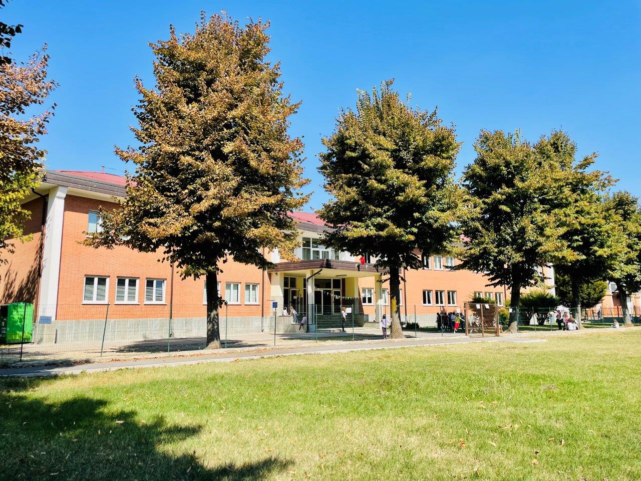 CARMAGNOLA – ‘I nostri figli a scuola al freddo’, la segnalazione dei genitori della San Bernardo CARMAGNOLA – ‘I nostri figli a scuola al freddo’, la segnalazione dei genitori della San Bernardo