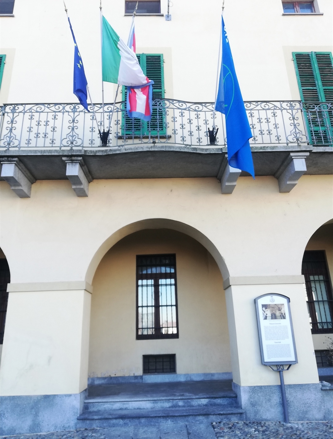 POIRINO – “Via Isolabella non è un’emergenza”. Il sindaco replica alla lettera dei residenti POIRINO – “Via Isolabella non è un’emergenza”. Il sindaco replica alla lettera dei residenti