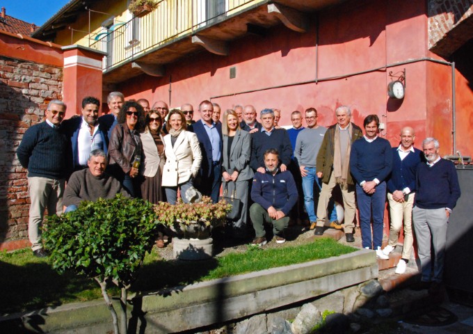 MONCALIERI – Michelin Trofeo Storico doppio appuntamento a tavola per festeggiare i vincitori 2025 e scoprire i segreti 2026 MONCALIERI – Michelin Trofeo Storico doppio appuntamento a tavola per festeggiare i vincitori 2025 e scoprire i segreti 2026