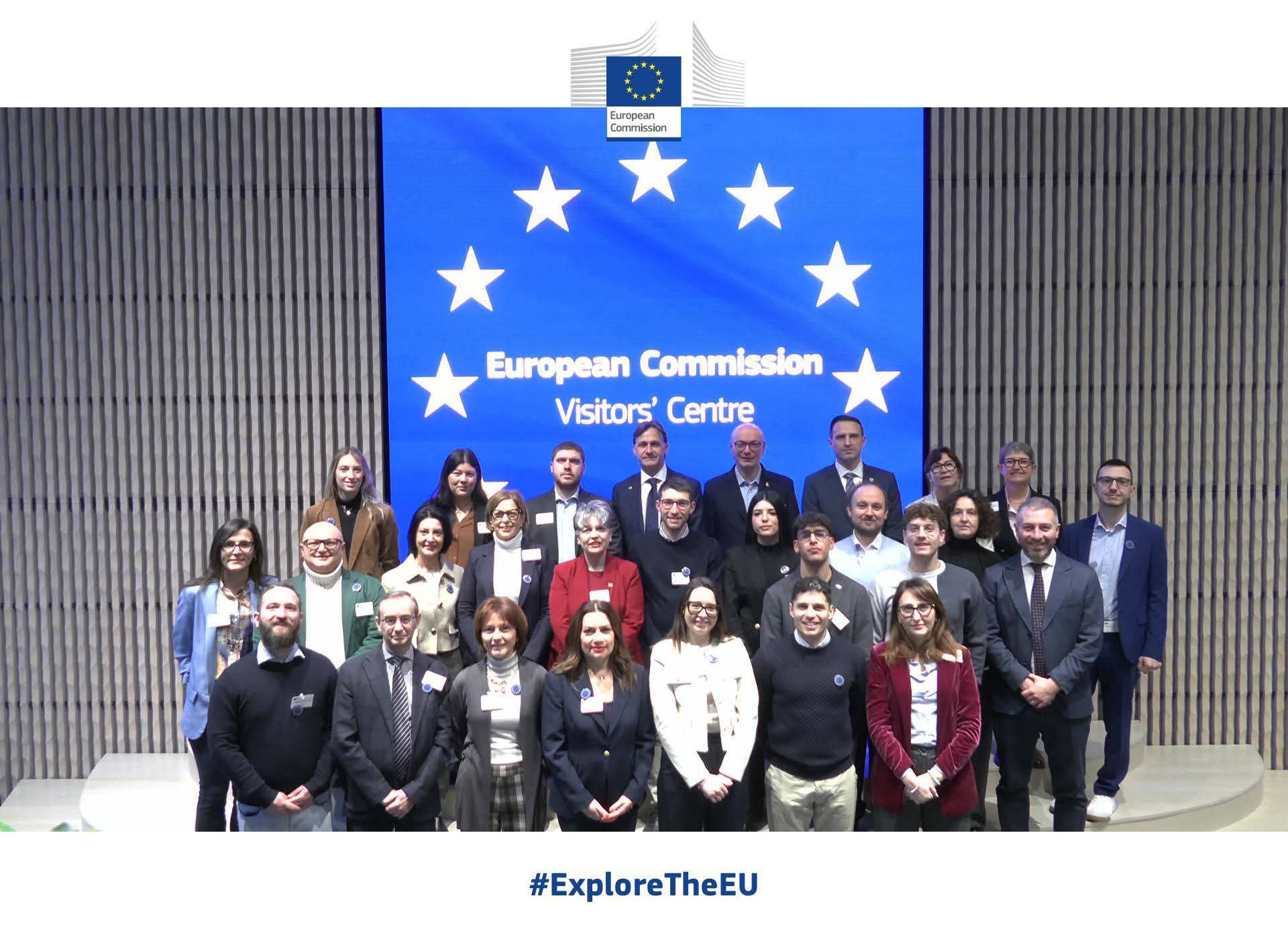 VILLASTELLONE – Il Comune a Bruxelles per una formazione ‘europea’ VILLASTELLONE – Il Comune a Bruxelles per una formazione ‘europea’