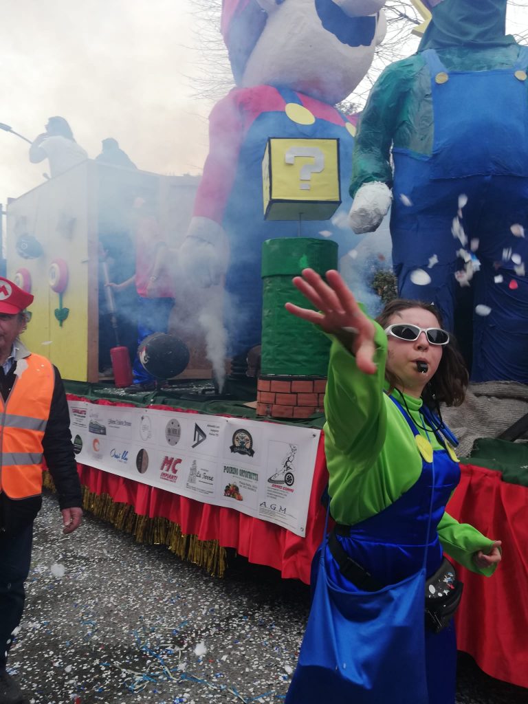 Poirino ha Barba Pero e Magna Danda 2026: sono i simpaticissimi Francesco Burzio e Michela Marino