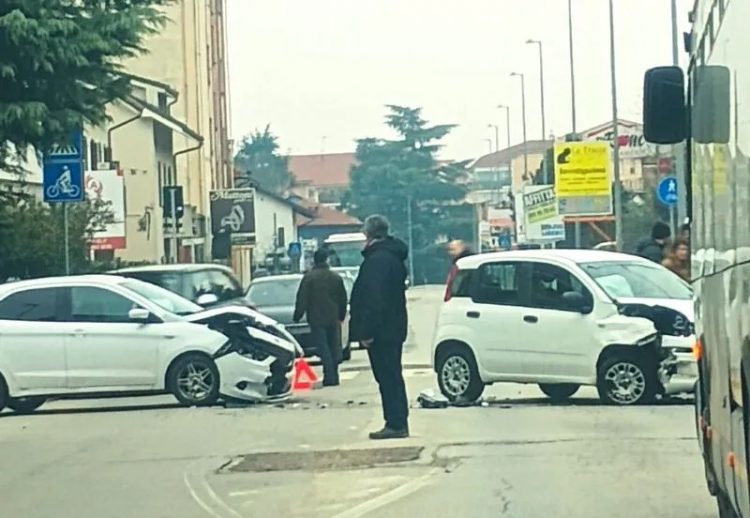 TROFARELLO – Incidente in via Lej