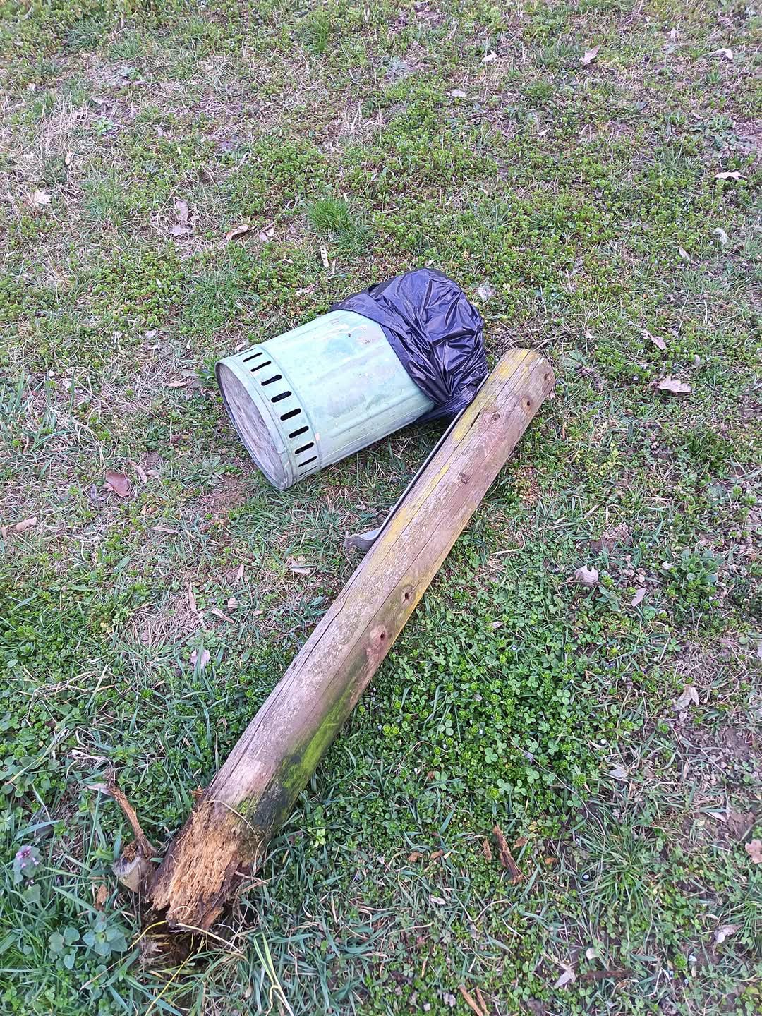 SANTENA – Vandali in azione all’area golenale SANTENA – Vandali in azione all’area golenale