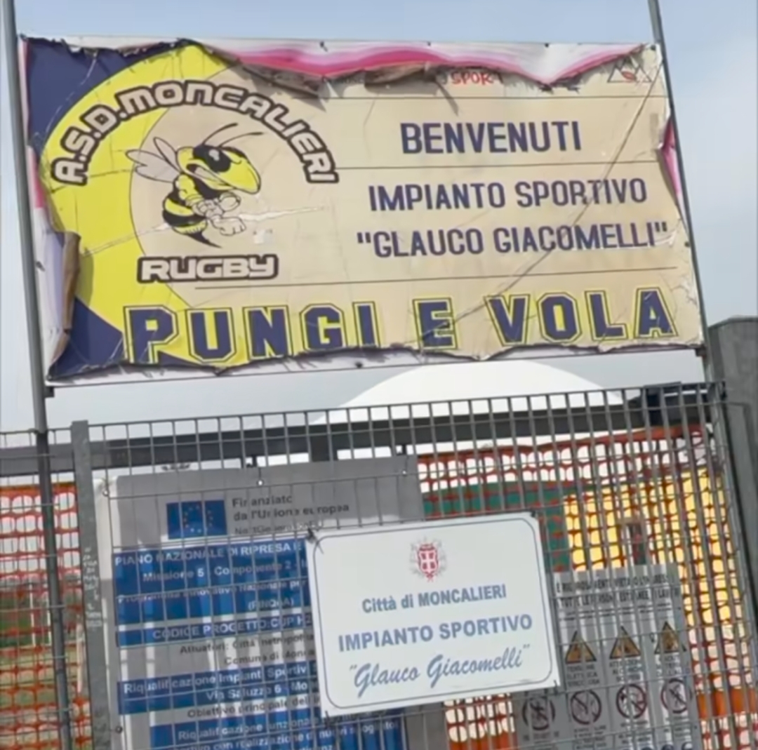 MONCALIERI – Nuovo look per il campo Giacomelli MONCALIERI – Nuovo look per il campo Giacomelli