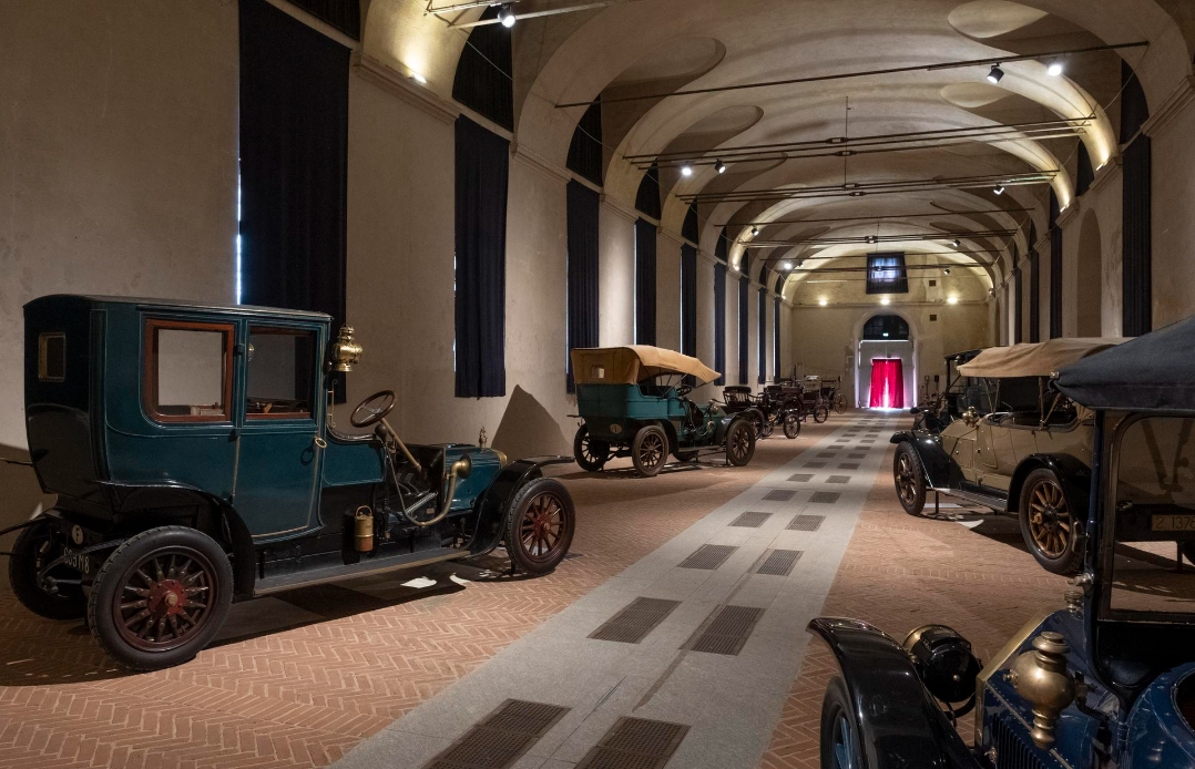 NICHELINO – Mostra a Stupinigi sugli albori dell’auto prorogata NICHELINO – Mostra a Stupinigi sugli albori dell’auto prorogata