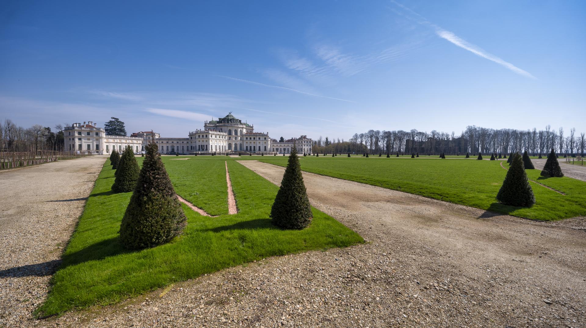 STUPINIGI – Il risveglio dei giardini della Palazzina