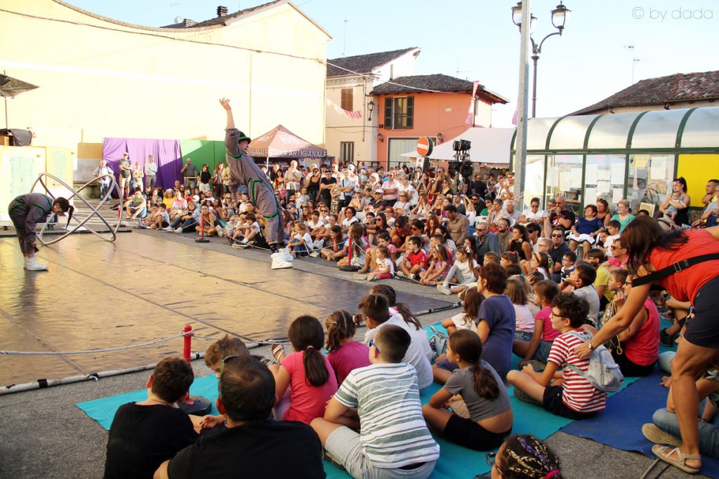 Pronti per stupirvi? Il 29 e 30 agosto a Viarigi arriva la 36ª edizione di SaltinPiazza