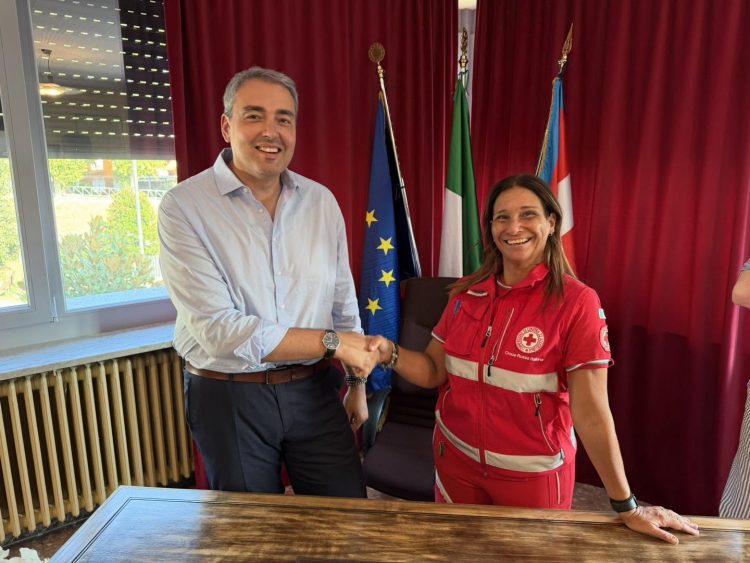 Trofarello – La Croce Rossa salva dal rischio caldo. Al velario il servizio di rifugio climatico