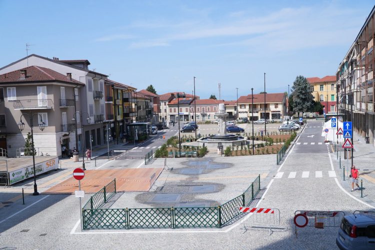 SANTENA – Il 4 settembre inaugurazione della nuova piazza Martiri