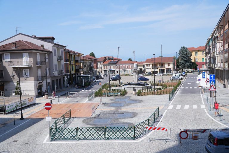 SANTENA – Il 4 settembre inaugurazione della nuova piazza Martiri