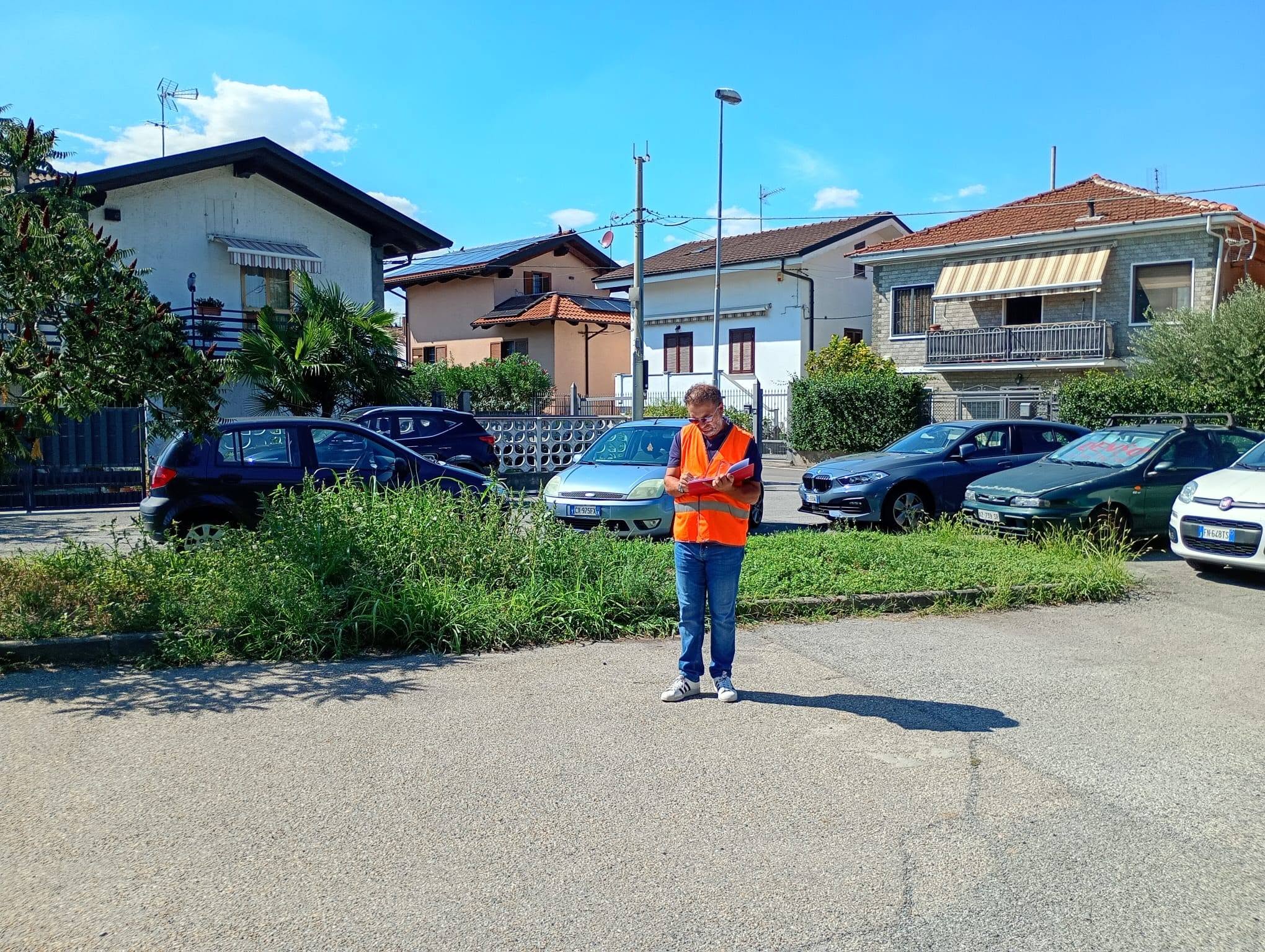 MONCALIERI – Piccola manutenzione in città MONCALIERI – Piccola manutenzione in città