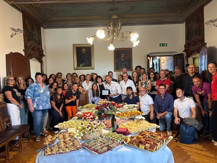 POIRINO – Festa in Comune per la pensione di Daniela Borello