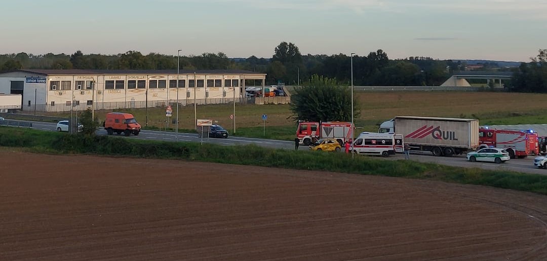 CARMAGNOLA – Brutto incidente in via Poirino