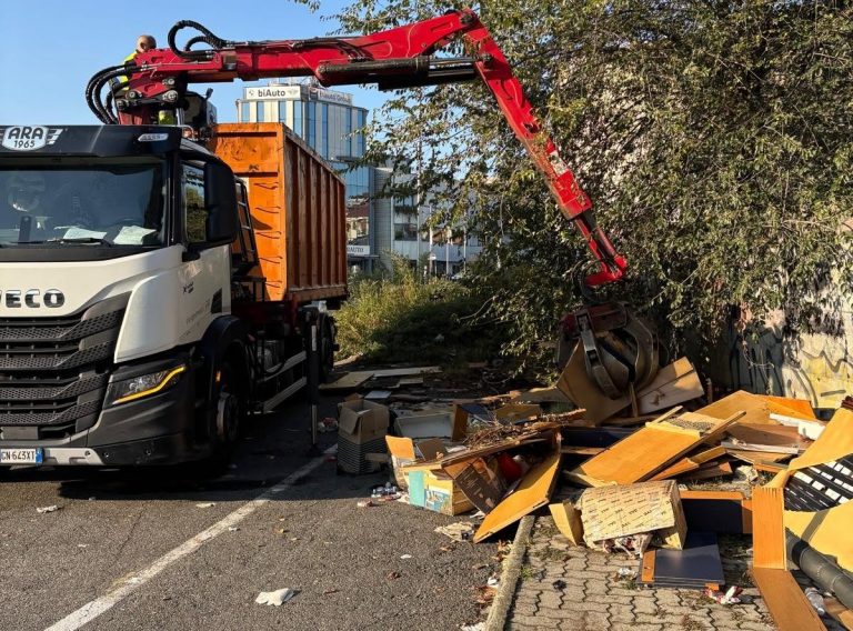 MONCALIERI – Maxi recupero di rifiuti abbandonati in città