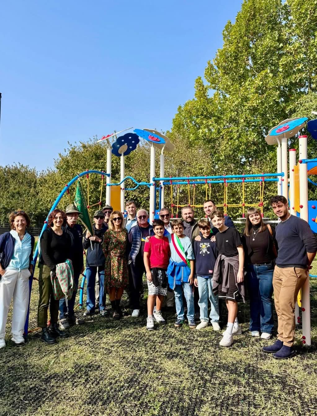 POIRINO – Nuovo parco giochi in via Caduti di Nassiriya POIRINO – Nuovo parco giochi in via Caduti di Nassiriya