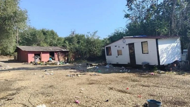 NICHELINO – Sgomberato il campo nomadi di via Santhià